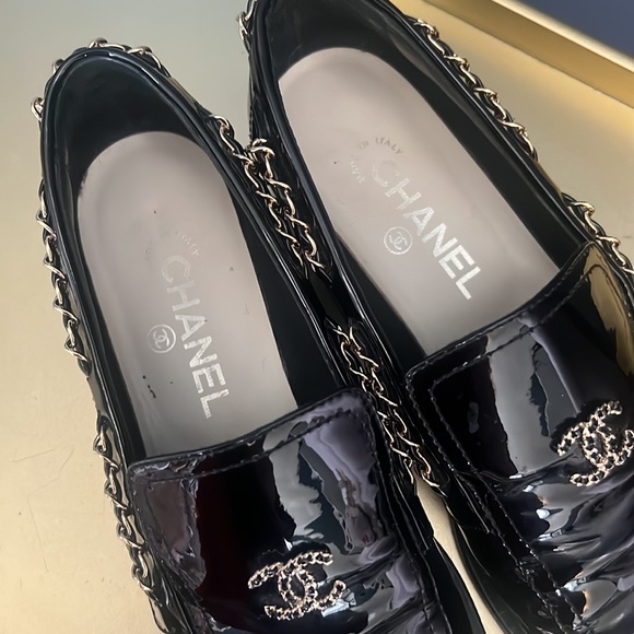 Chanel 2.55 Loafers - Picture 7 of 7